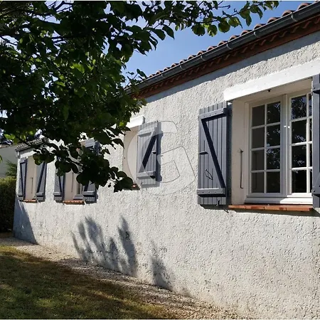 Maison Familiale Proche Avec Jardin Et Parking A - Fr-1-357-32 * Saint-Vincent-sur-Jard