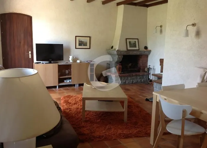 Maison Familiale Proche Avec Jardin Et Parking à - Fr-1-357-32 Hébergement de vacances